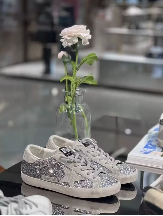GOLDEN GOOSE
