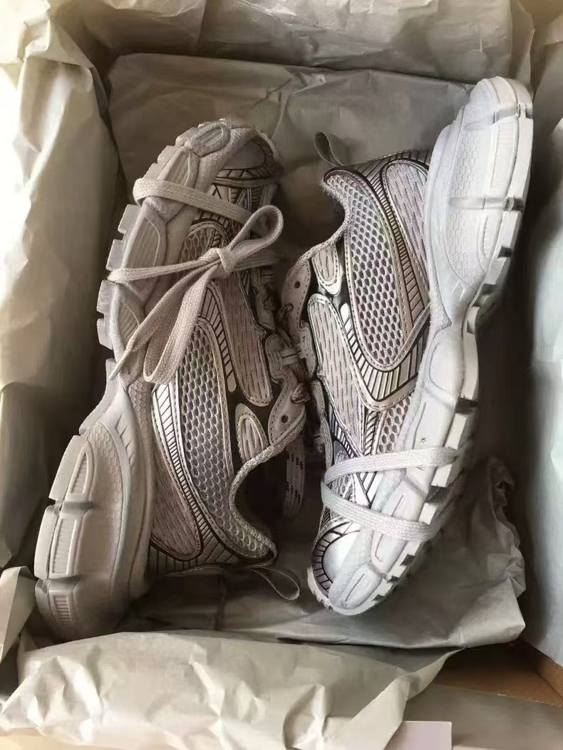 Balenciaga 3XL - STORM OFFICIAL STORE