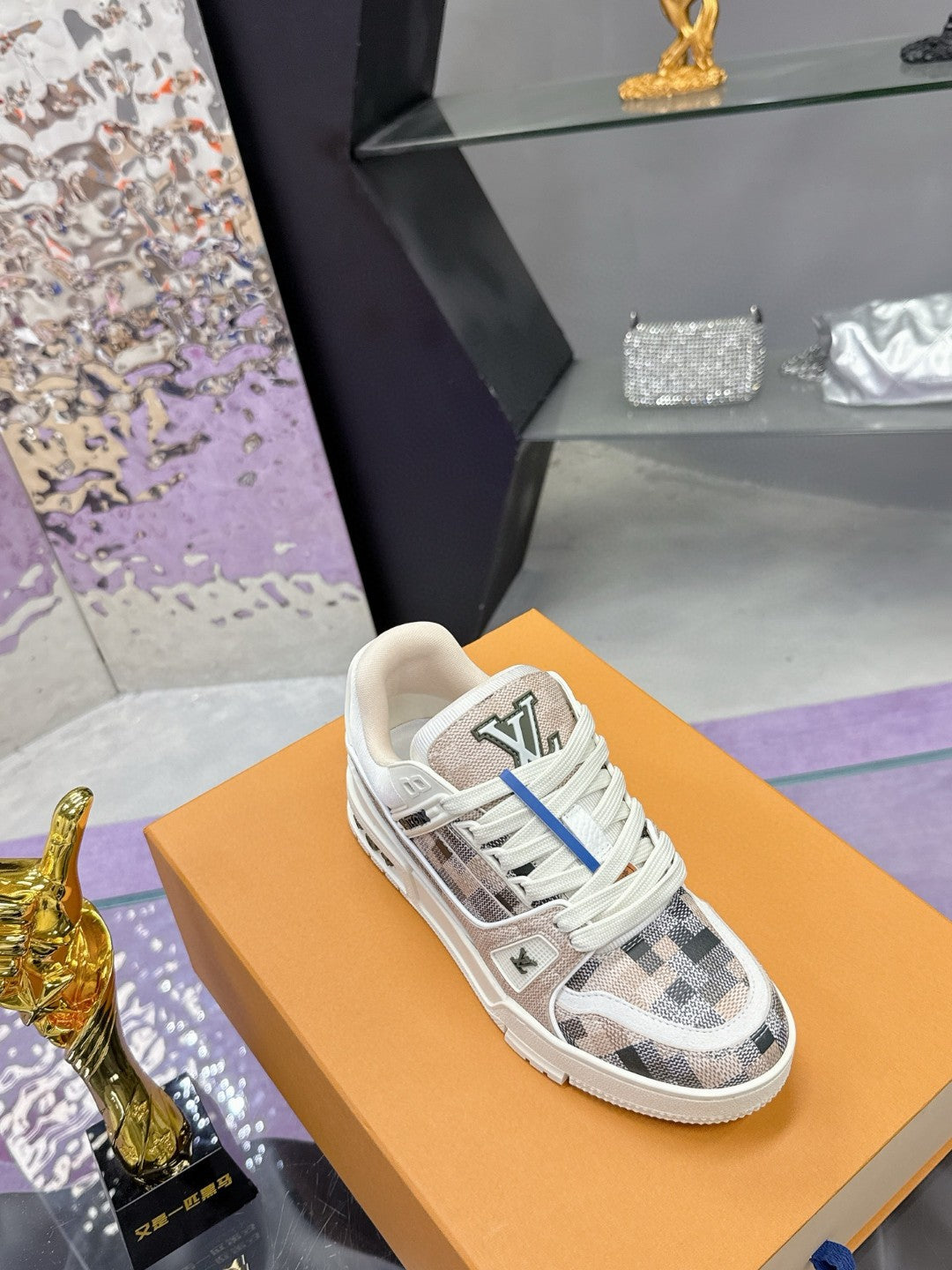 Louis Vuitton Trainer - STORM OFFICIAL STORE