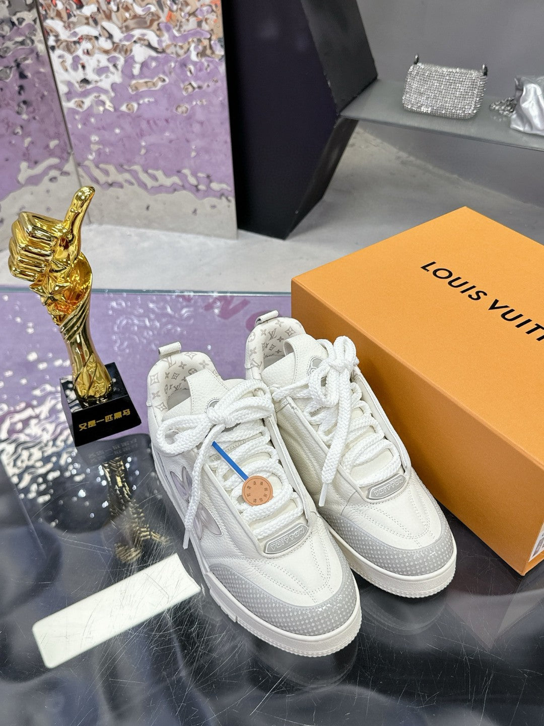 Louis Vuitton Trainer - STORM OFFICIAL STORE