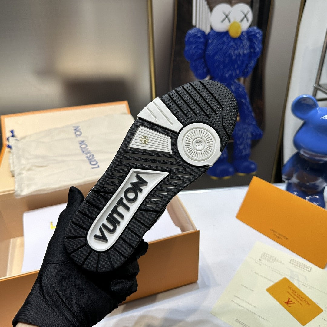 Louis Vuitton Trainer - STORM OFFICIAL STORE