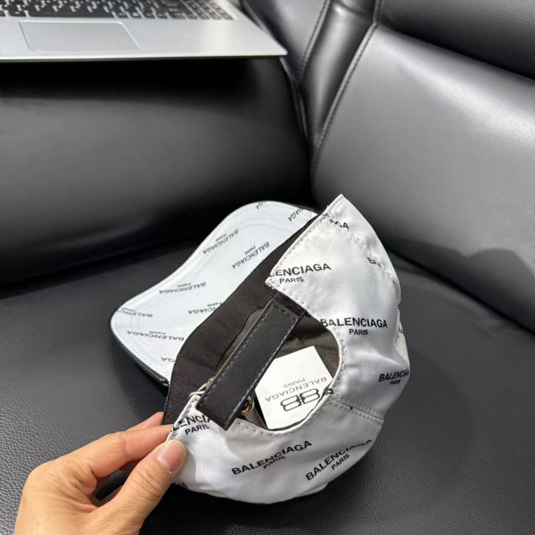 Cappellino Balenciaga - STORM OFFICIAL STORE