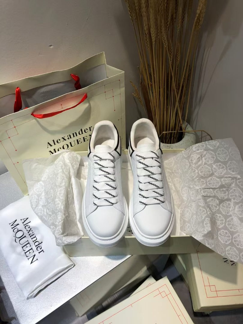 Alexander McQueen - STORM OFFICIAL STORE