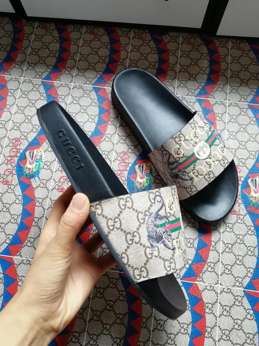 Ciabatte Gucci - STORM OFFICIAL STORE