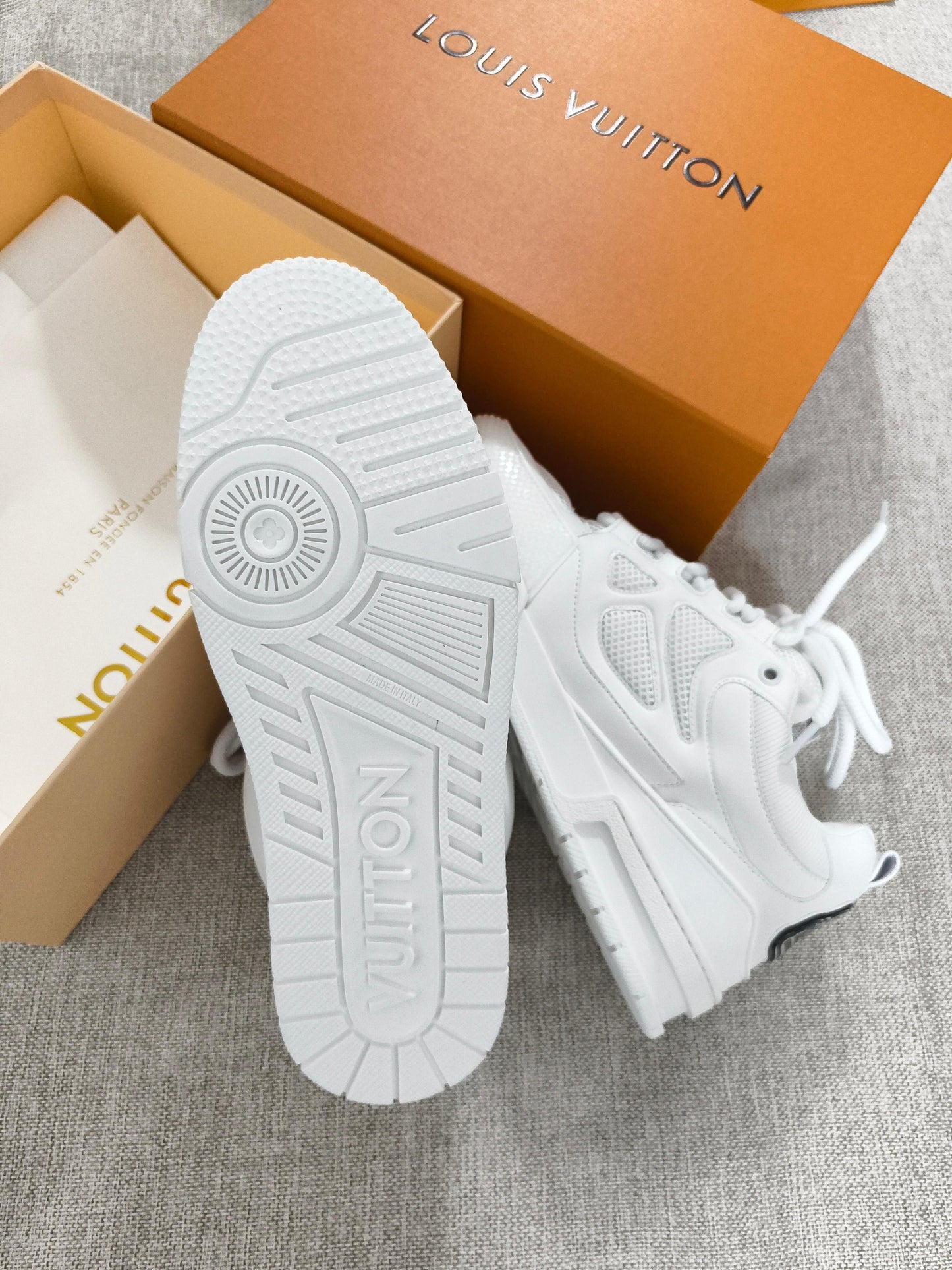 Louis Vuitton Skate - STORM OFFICIAL STORE