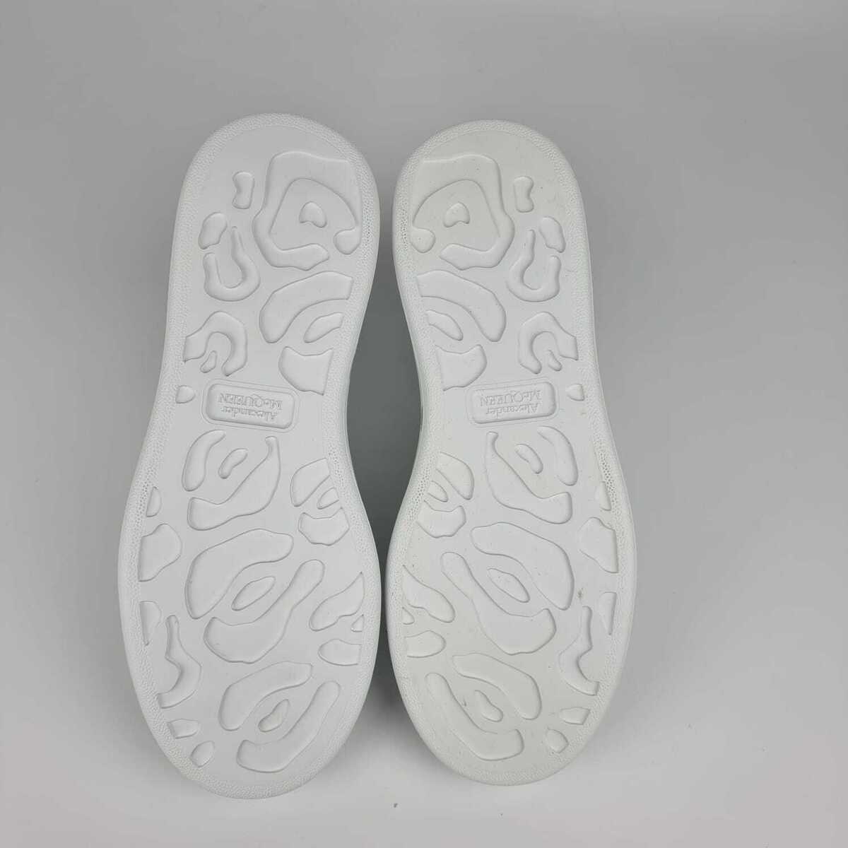 Alexander McQueen - STORM OFFICIAL STORE