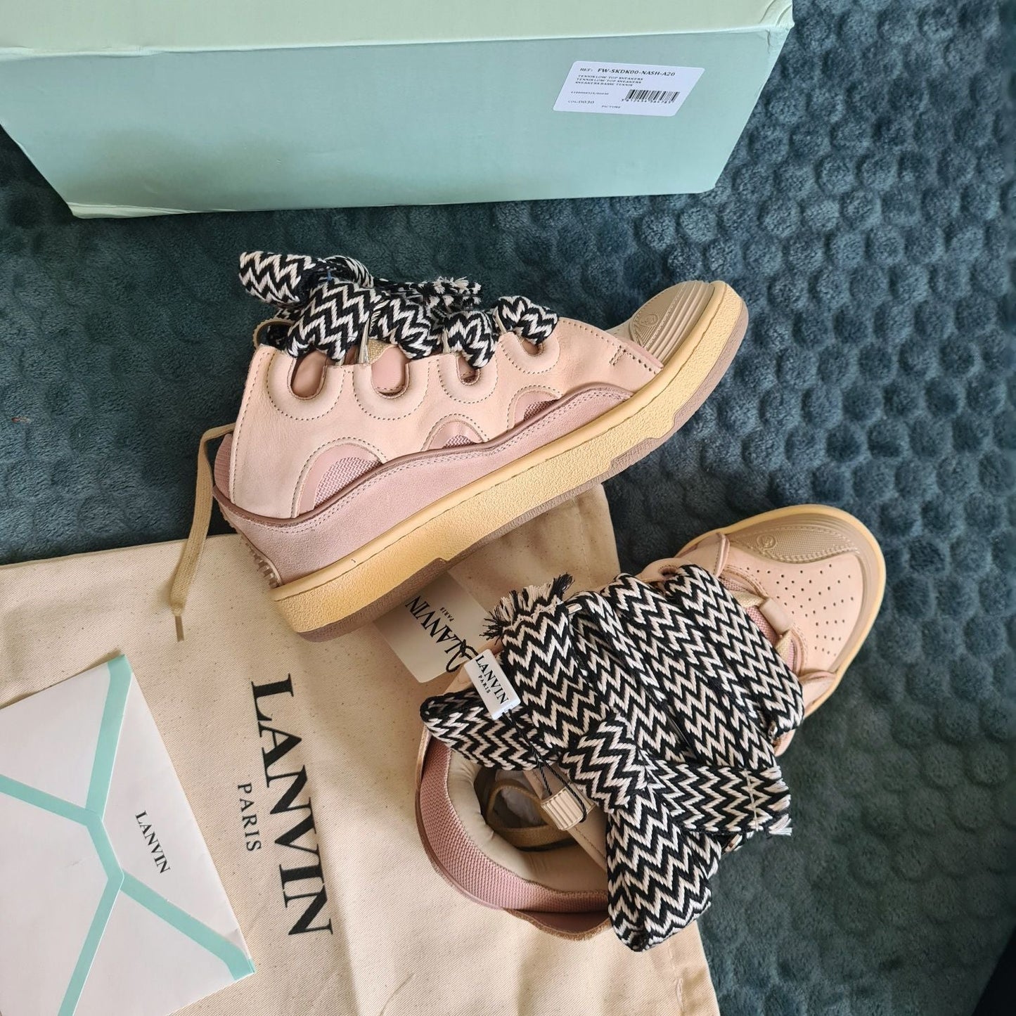 Lanvin Curb
