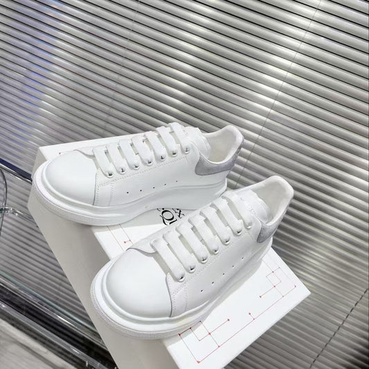 Alexander McQueen - STORM OFFICIAL STORE