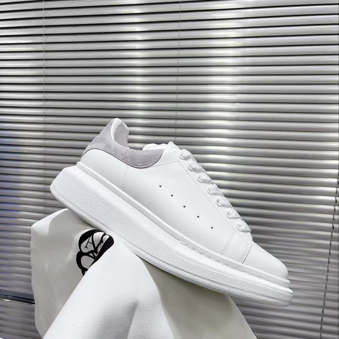 Alexander McQueen - STORM OFFICIAL STORE