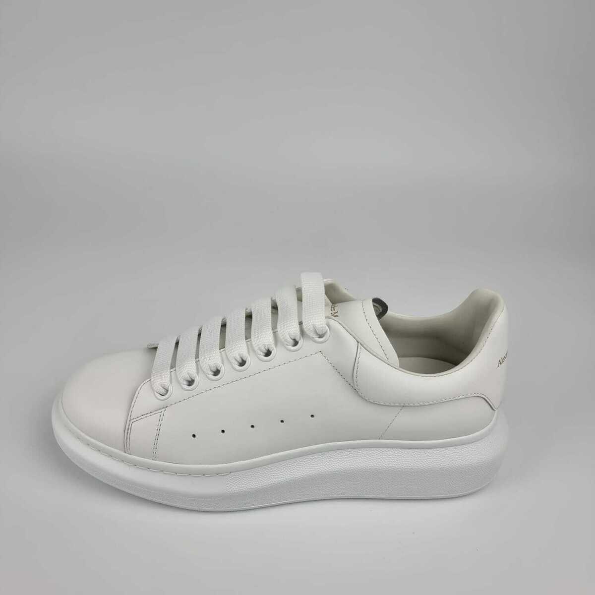 Alexander McQueen - STORM OFFICIAL STORE