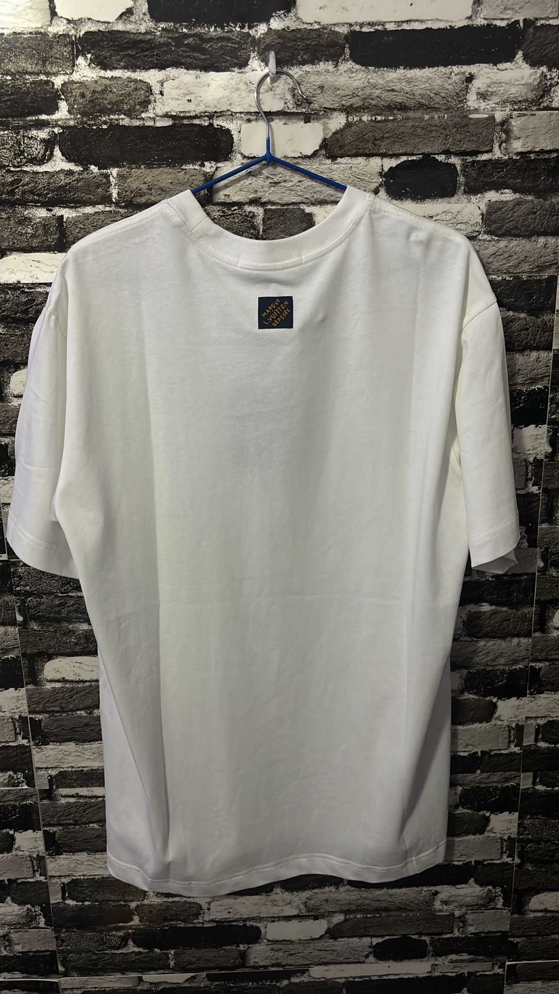 T-shirt LV - STORM OFFICIAL STORE