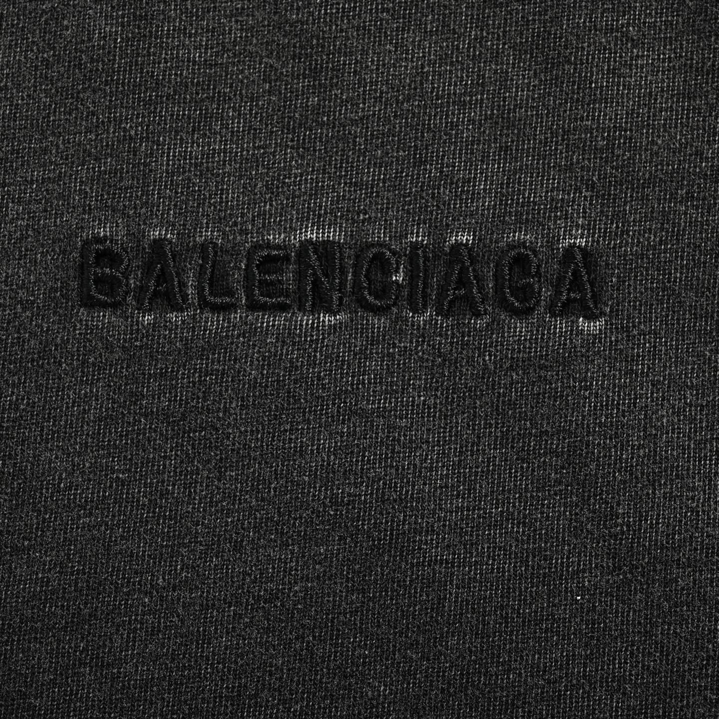 Maglia Balenciaga - STORM OFFICIAL STORE