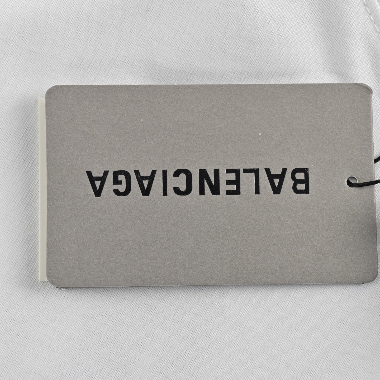 Maglia Balenciaga - STORM OFFICIAL STORE