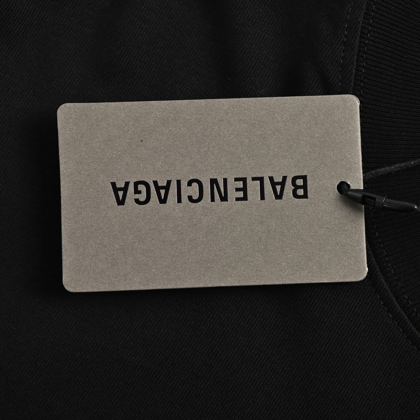 Maglia Balenciaga - STORM OFFICIAL STORE