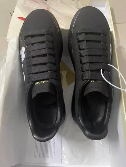 Alexander McQueen - STORM OFFICIAL STORE