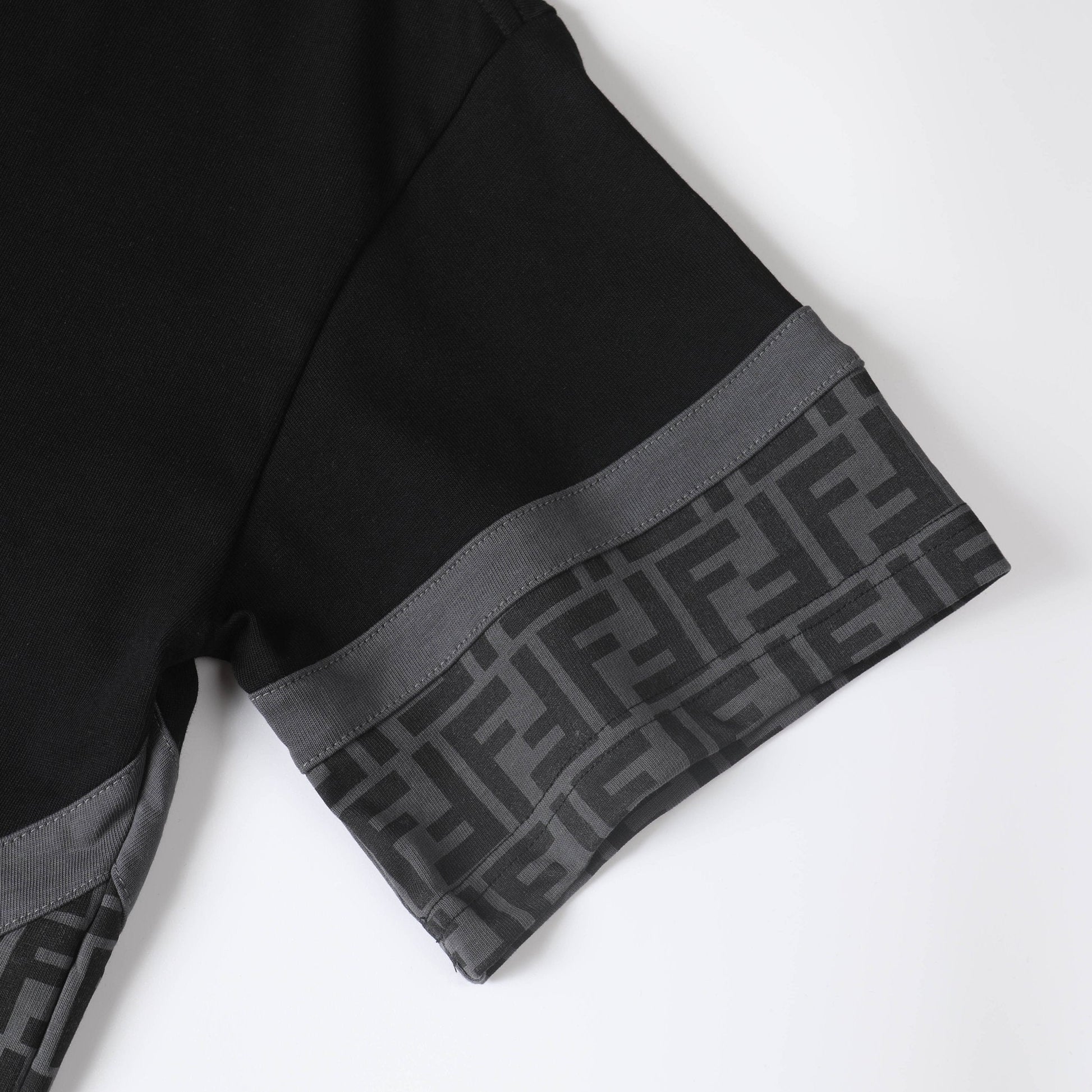 Fendi t-shirt - Image 5