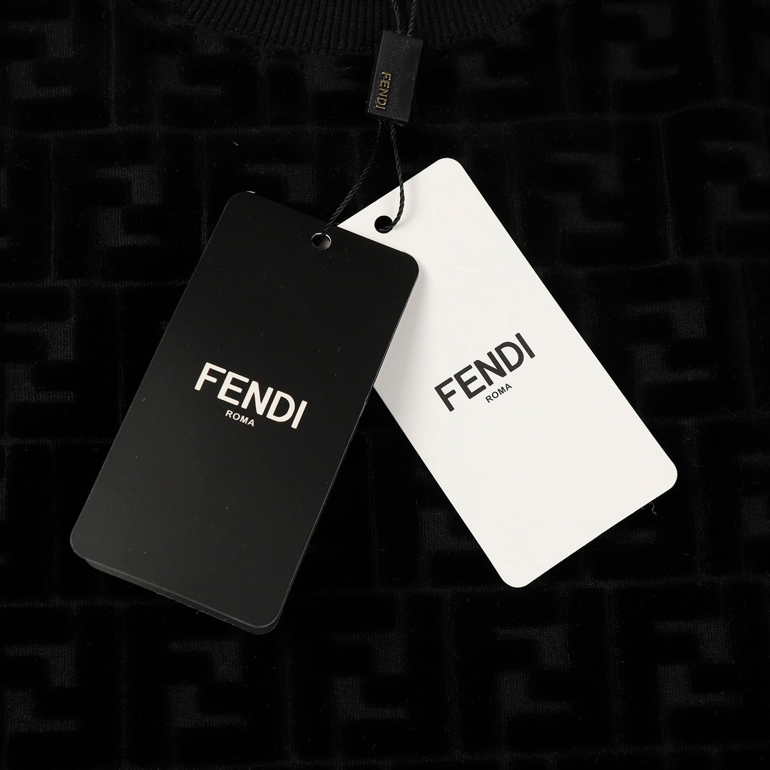 Fendi t-shirt - Image 4