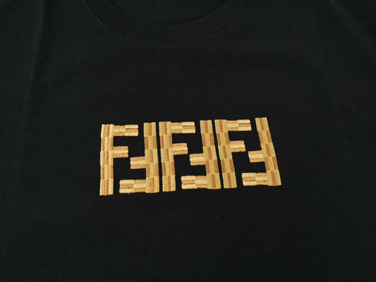 Fendi t-shirt - Image 2