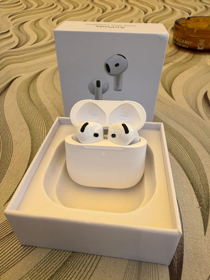 AirPods 4