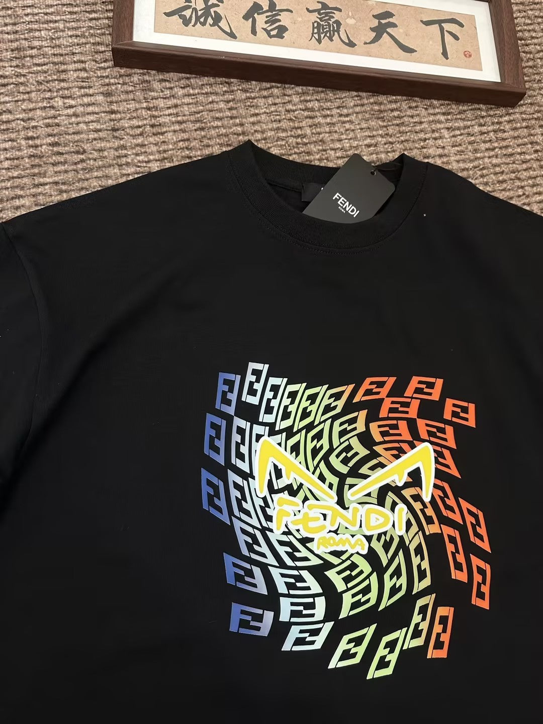 T-SHIRT FENDI