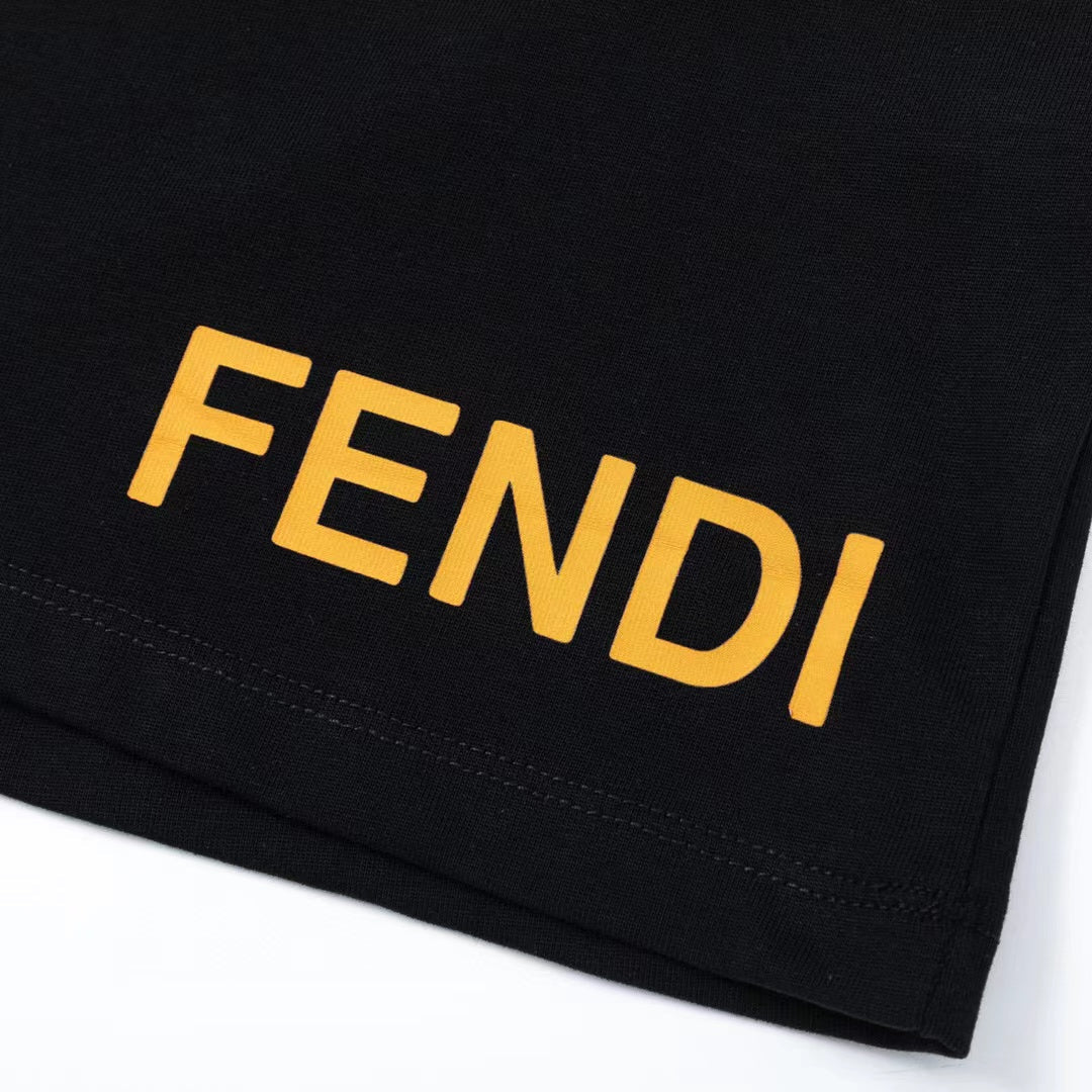 Fendi t-shirt - Image 4