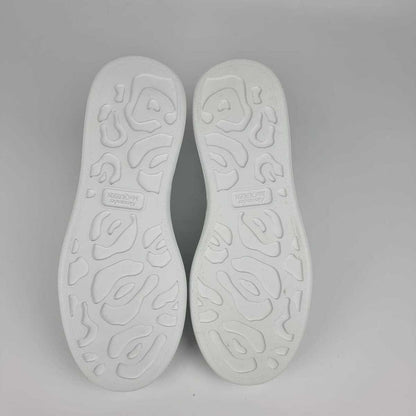 Alexander McQueen - STORM OFFICIAL STORE