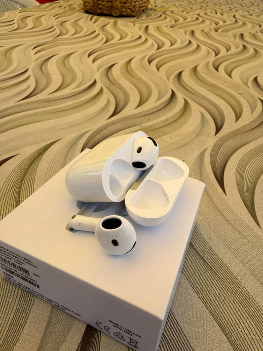 AirPods 4