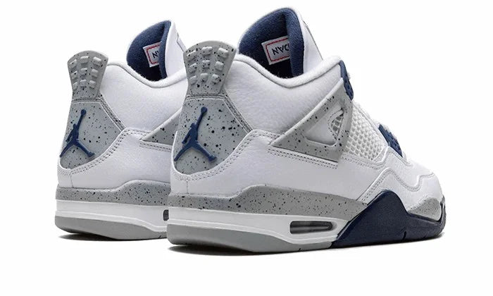 Air-jordan-4-midnight-navy-3