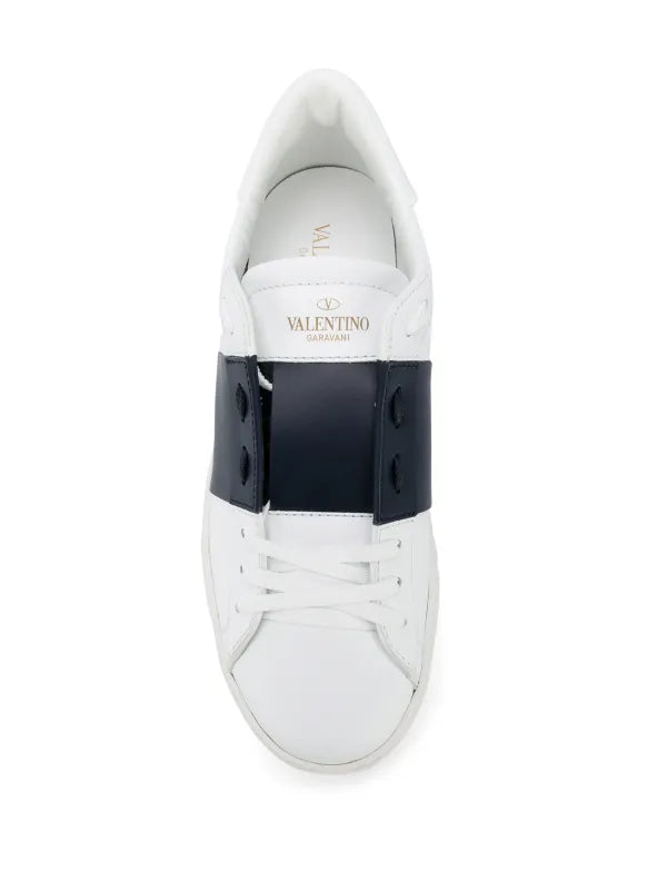 VALENTINO GARAVANI-Without rivets.