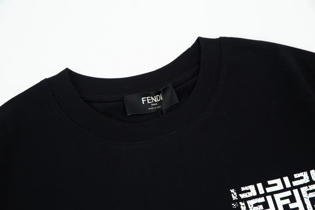 Fendi t-shirt - Image 4