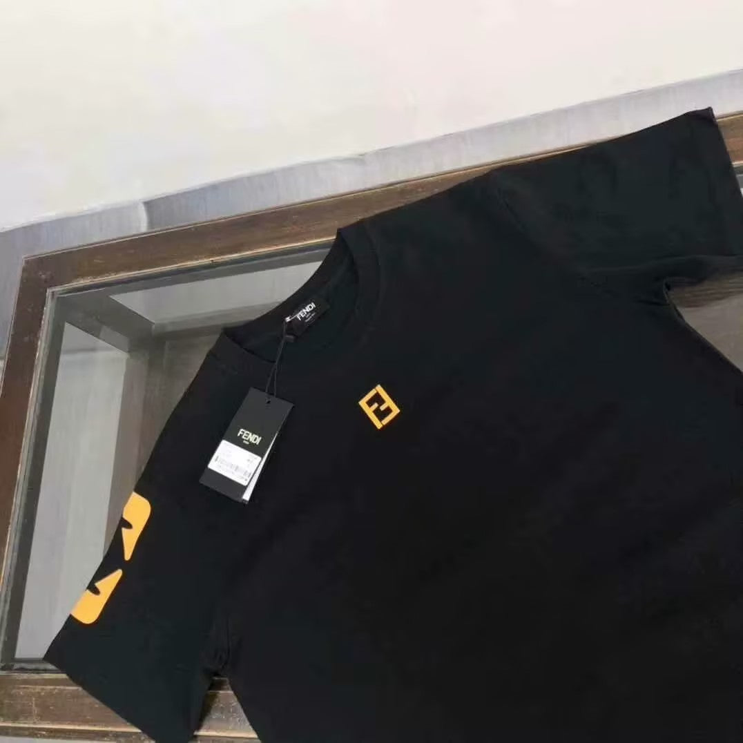 T-SHIRT FENDI