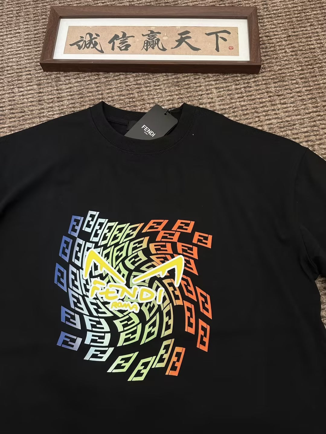 T-SHIRT FENDI